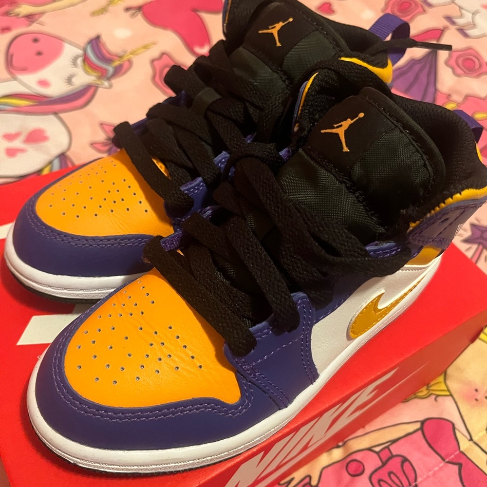 JORDAN 1 MID GS 'LAKERS' little kids